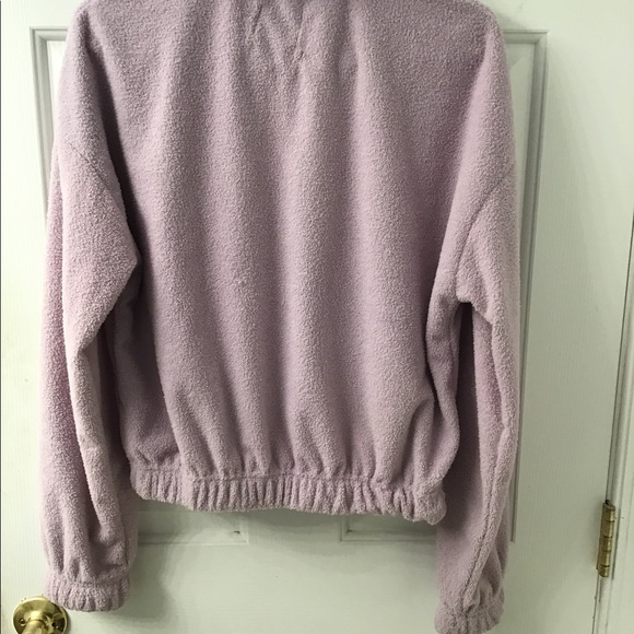 URBAN OUTFITTERS LAVENDER FLEECE PULL OVER S GUC - Picture 4 of 4